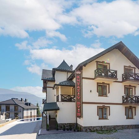 Князів Двір Hotel Bukovel Eksteriør billede