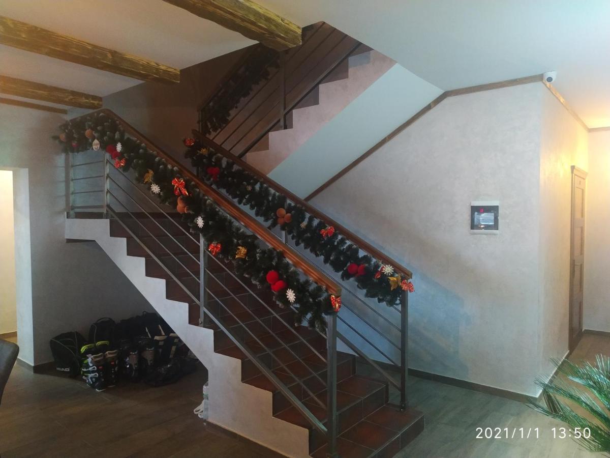 Князів Двір Hotel Bukovel Eksteriør billede