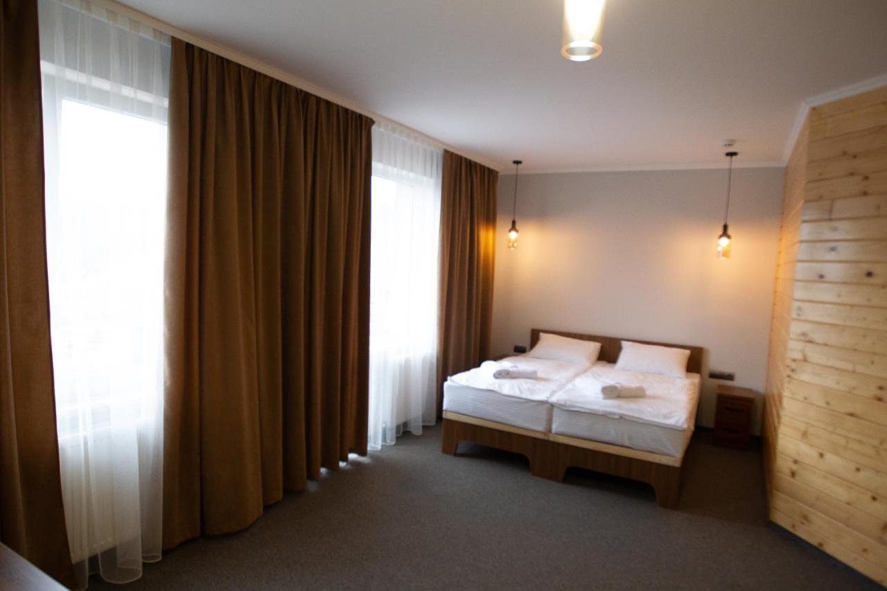 Князів Двір Hotel Bukovel Eksteriør billede