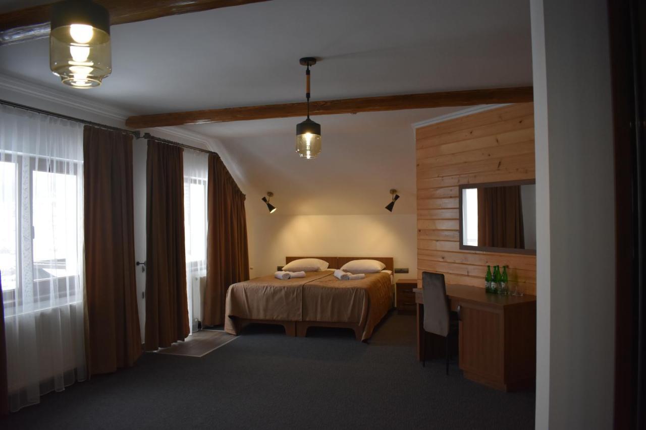 Князів Двір Hotel Bukovel Eksteriør billede