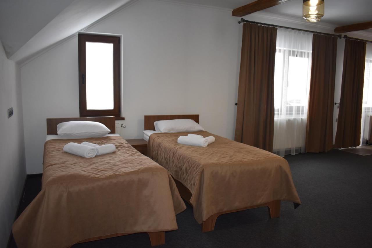 Князів Двір Hotel Bukovel Eksteriør billede