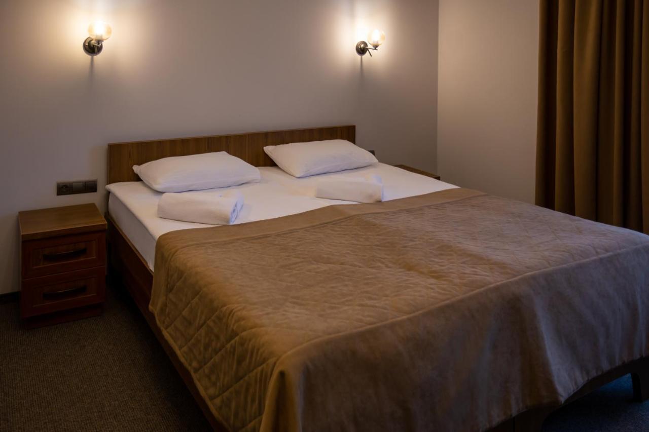 Князів Двір Hotel Bukovel Eksteriør billede