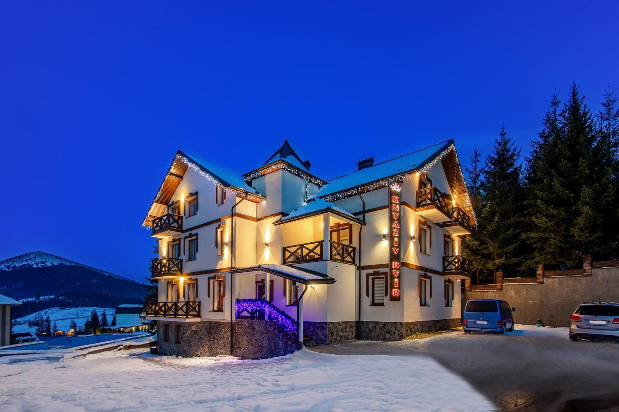 Князів Двір Hotel Bukovel Eksteriør billede